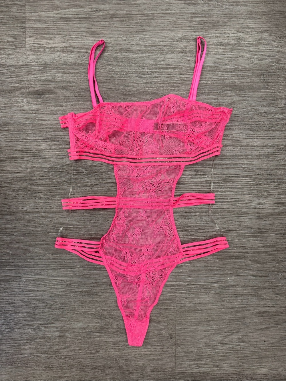 Victoria’s Secret Hot Pink Lace Cut-Out Teddy Bodysuit Size XL - Picture 1 of 4